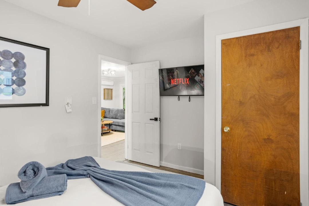 Photo of Bedroom in Lake Harmony Estates