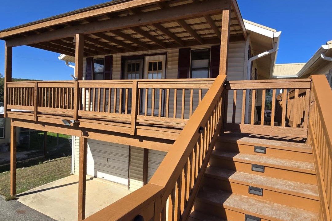 Photo of Patio Balcony in Canyon Lake