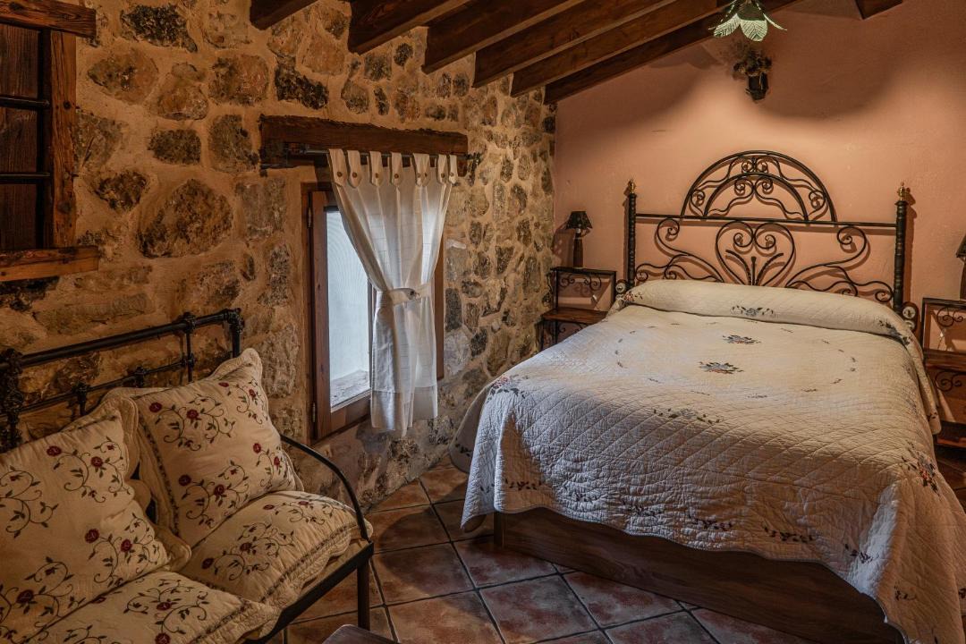 Photo of Bedroom in Peralejos de las Truchas