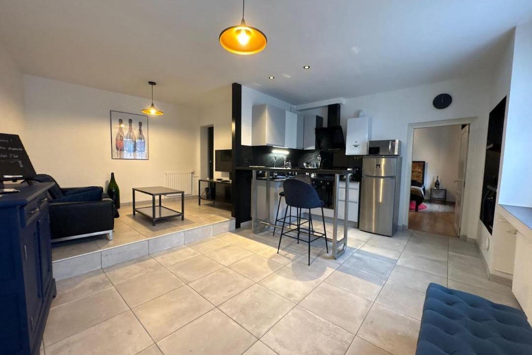 Photo of Others in Magenta