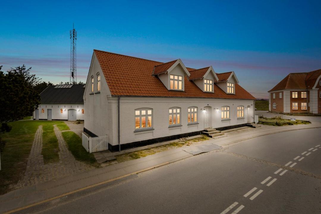 Photo of Others in Lokken