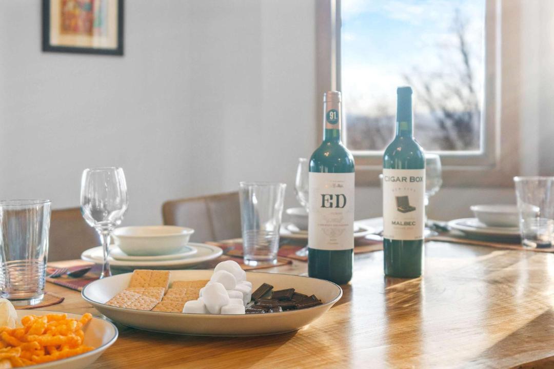 Photo of Others in Jonas