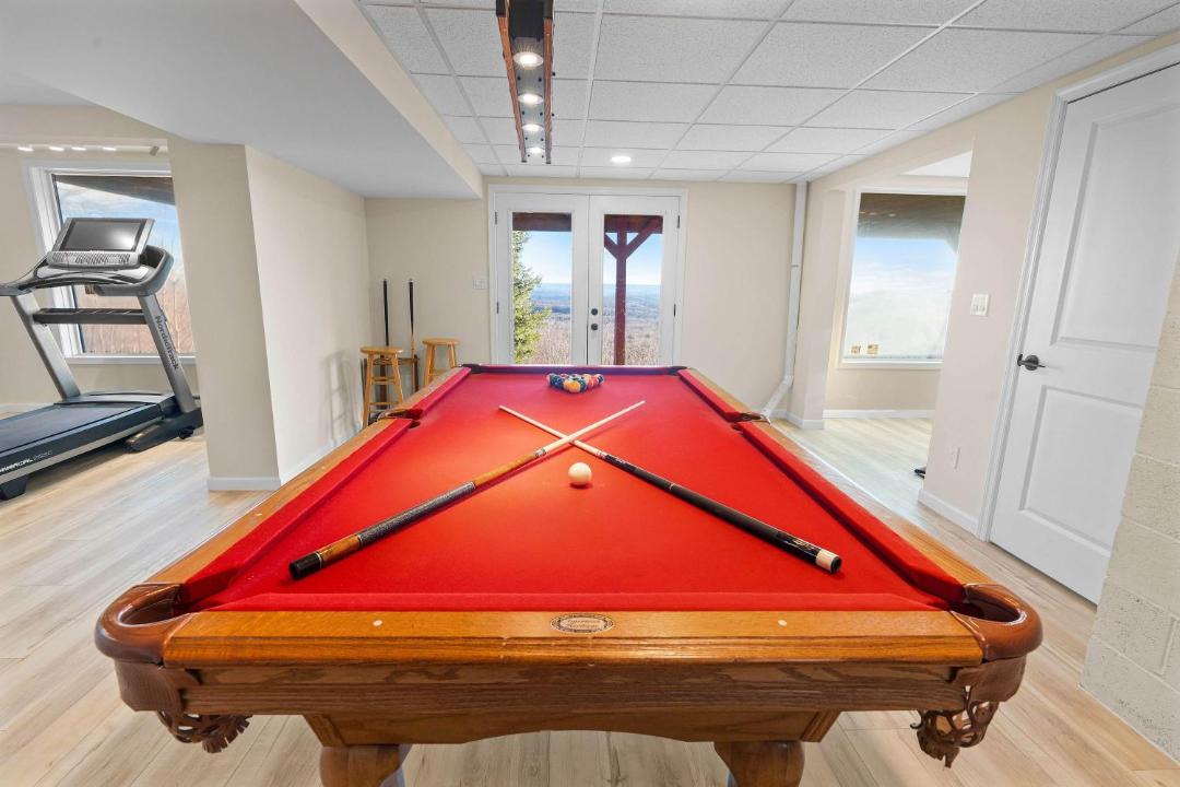 Photo of Others in Jonas