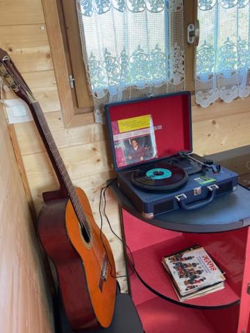 Photo of Others in Villerserine