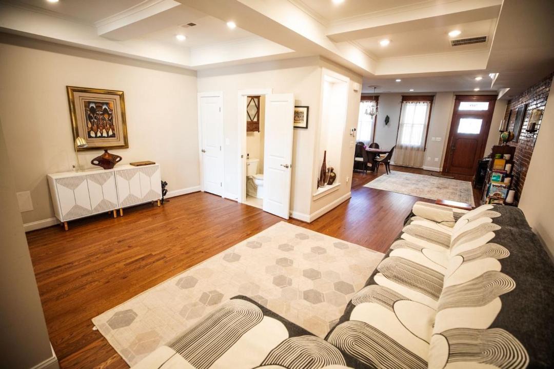 Photo of Others in Bloomingdale