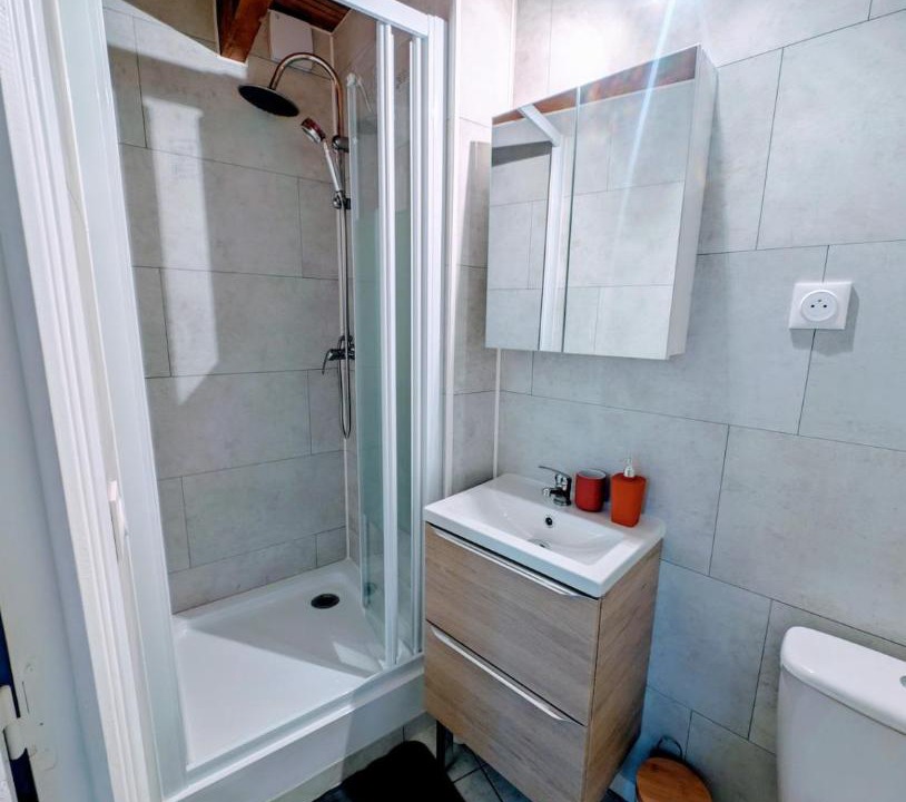 Photo of Bathroom in Plauzat