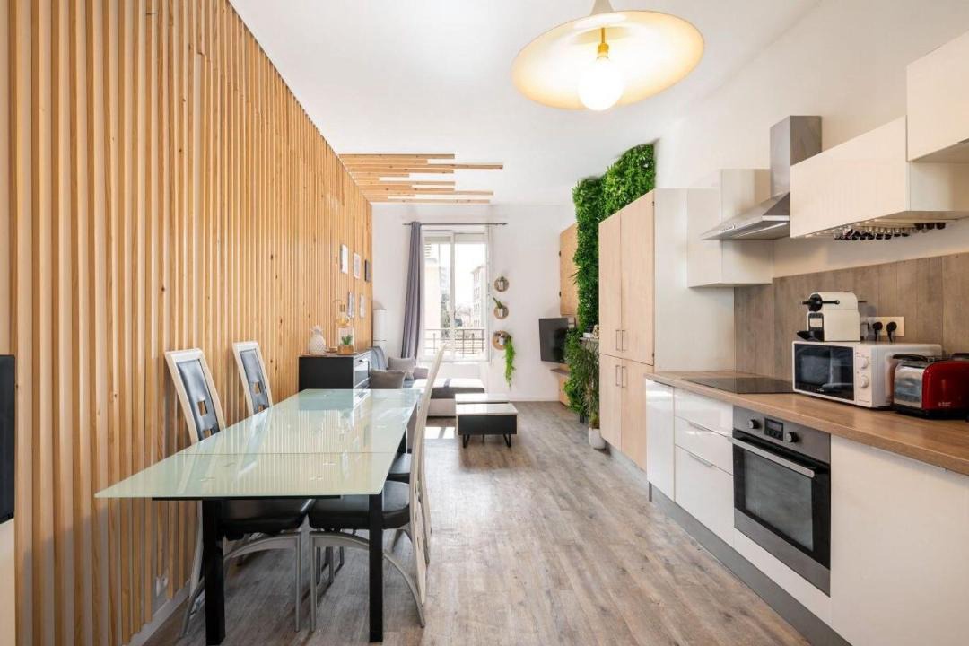 Photo of Others in Moulin a Vent