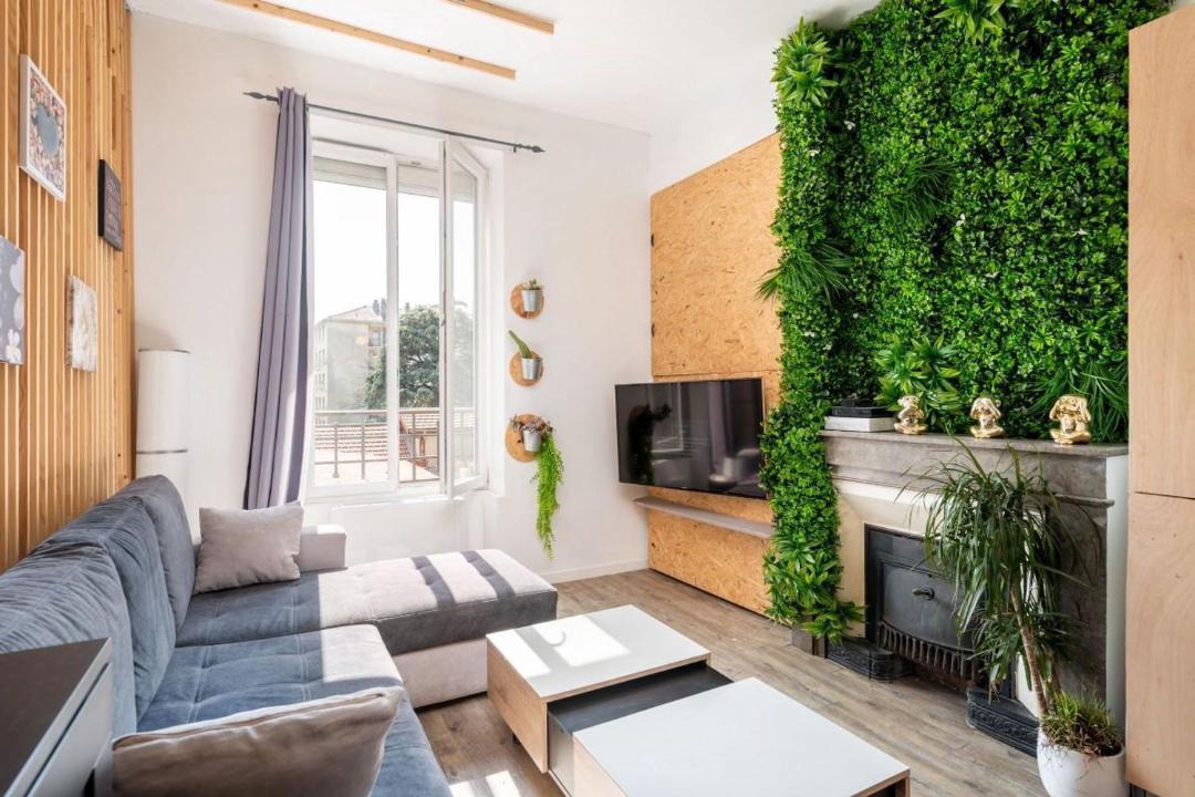 Photo of Others in Moulin a Vent