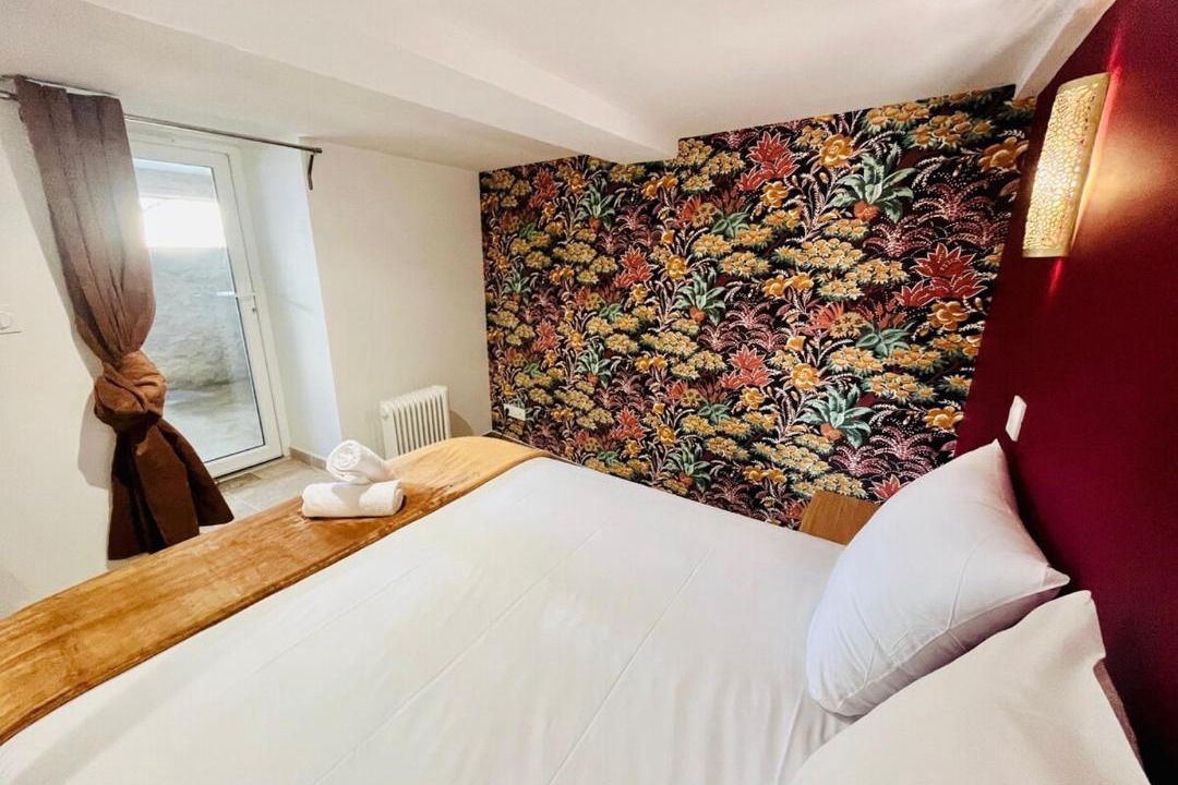 Photo of Bedroom in Bourgoin-Jallieu