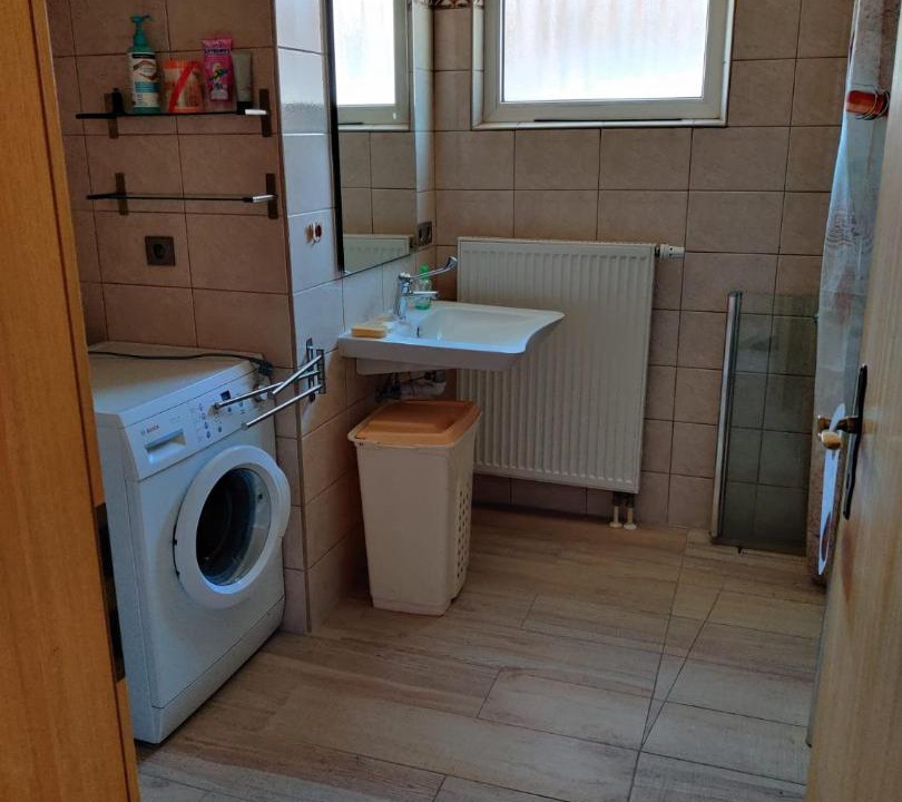 Photo of Others in Hatten