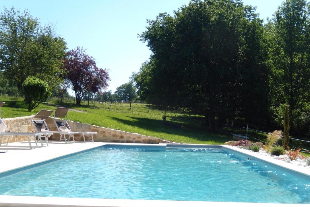 Photo of Others in Cenac