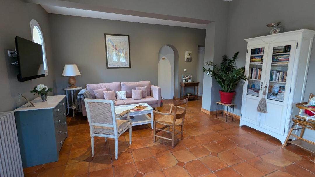 Photo of Others in Cenac