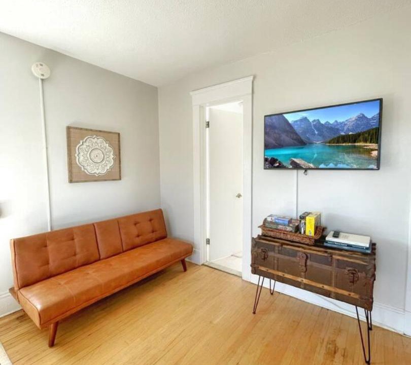 Photo of Others in Dwight