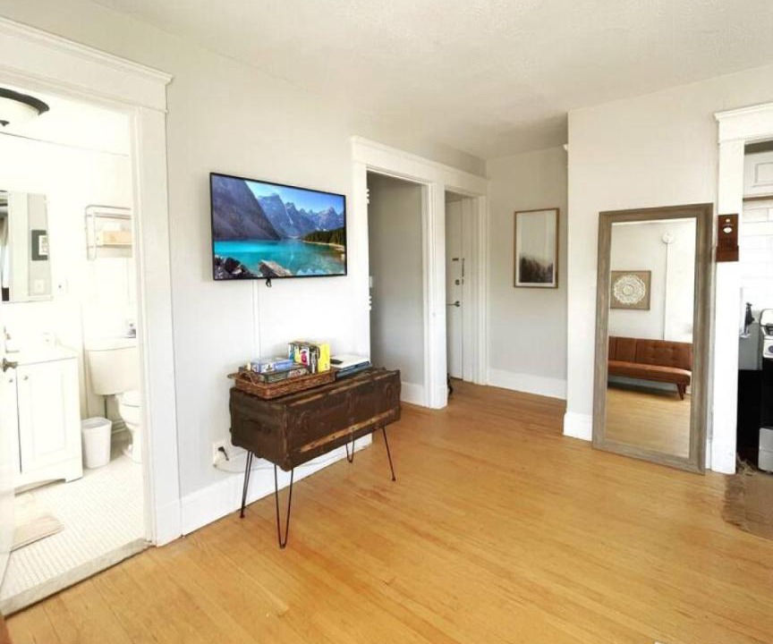 Photo of Others in Dwight