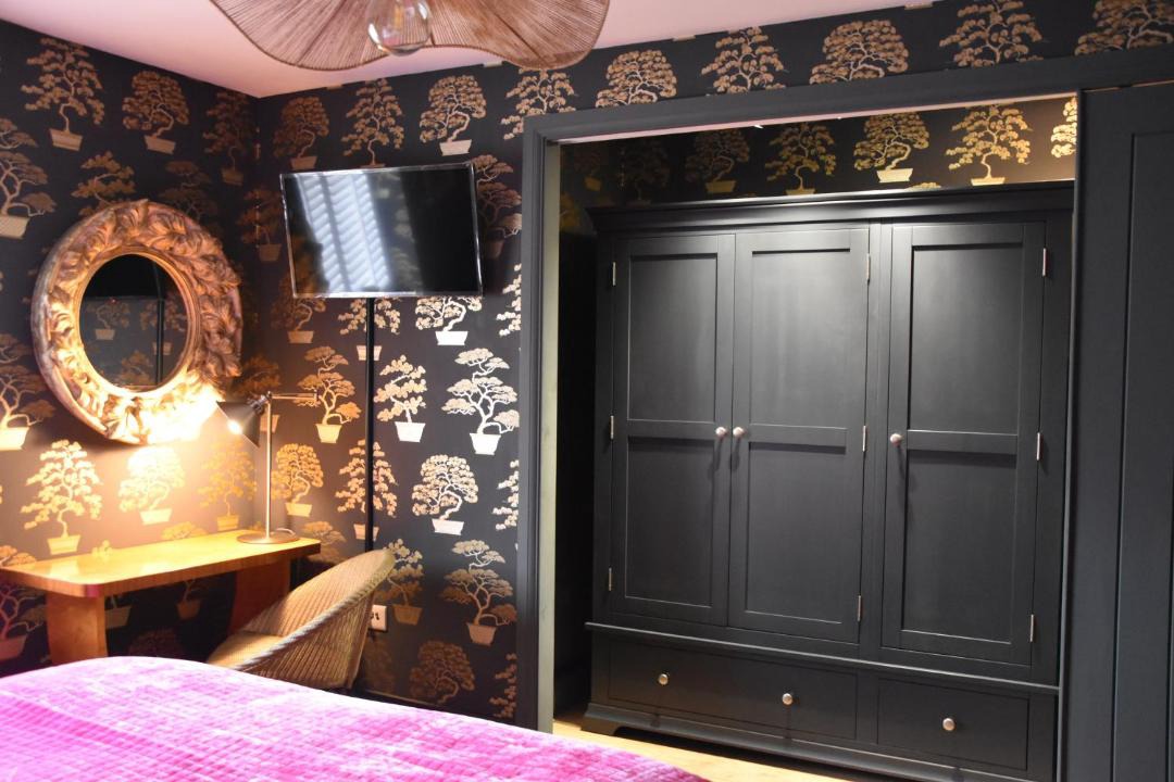 Photo of Others in Ford