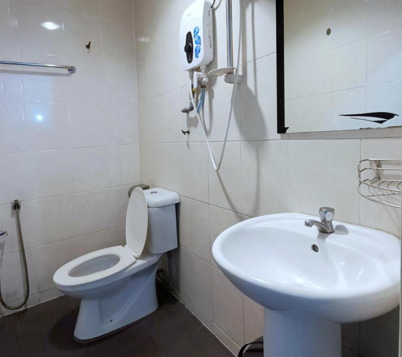 Photo of Bathroom in Kampung Gong Pauh
