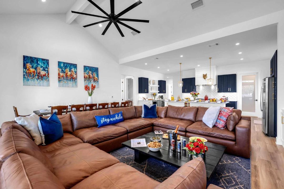 Photo of Livingroom in Granite Shoals