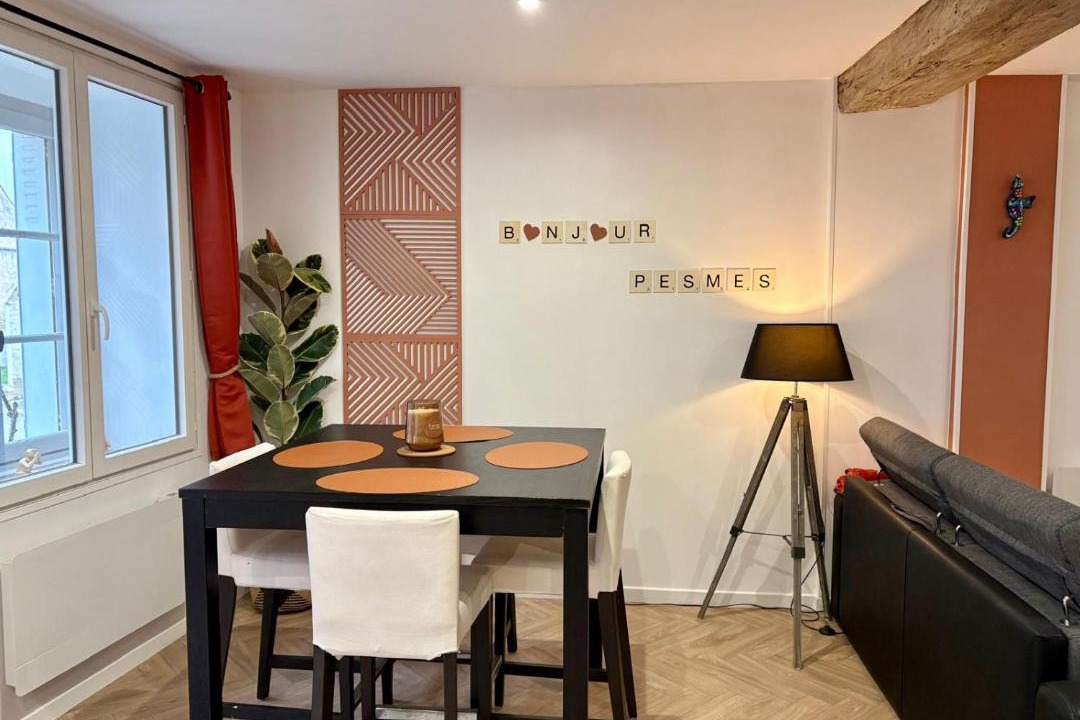 Photo of Others in Pesmes