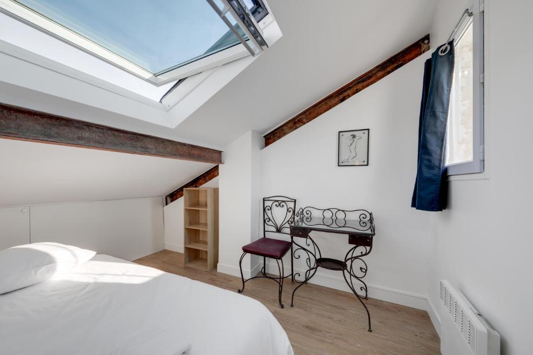 Photo of Bedroom in Arts-et-Metiers