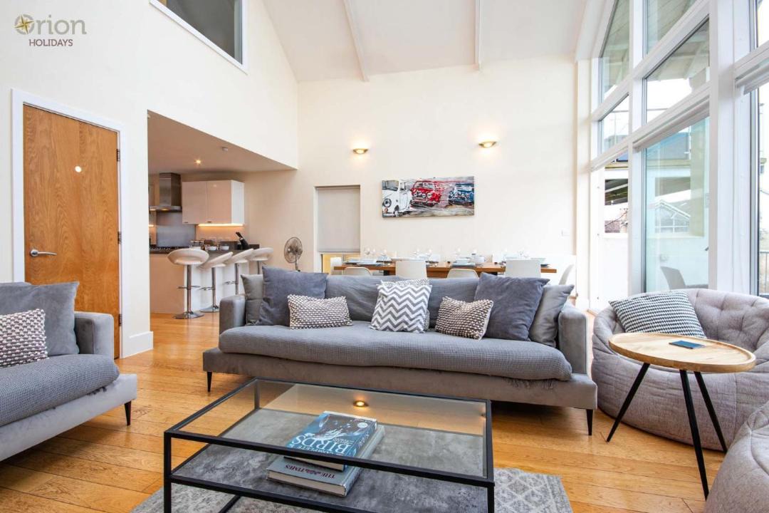 Photo of Livingroom in Laverton