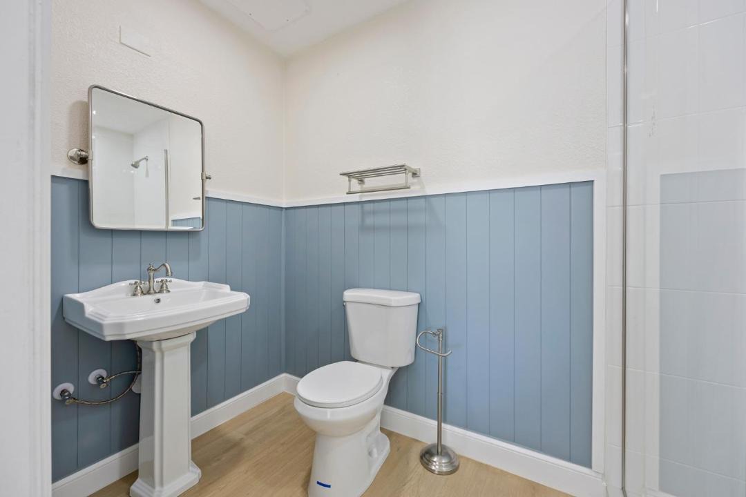 Photo of Bathroom in Parsuns To Cocoa Beach