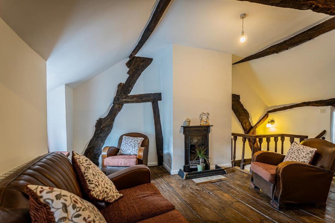 Photo of Others in Leek