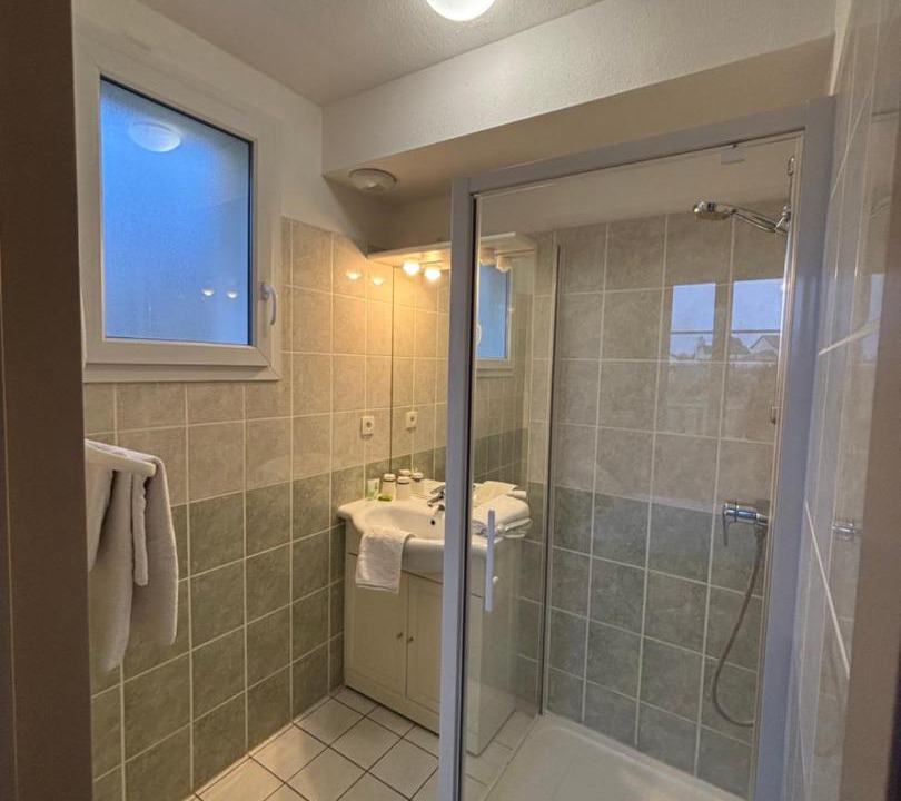 Photo of Bathroom in Levernois