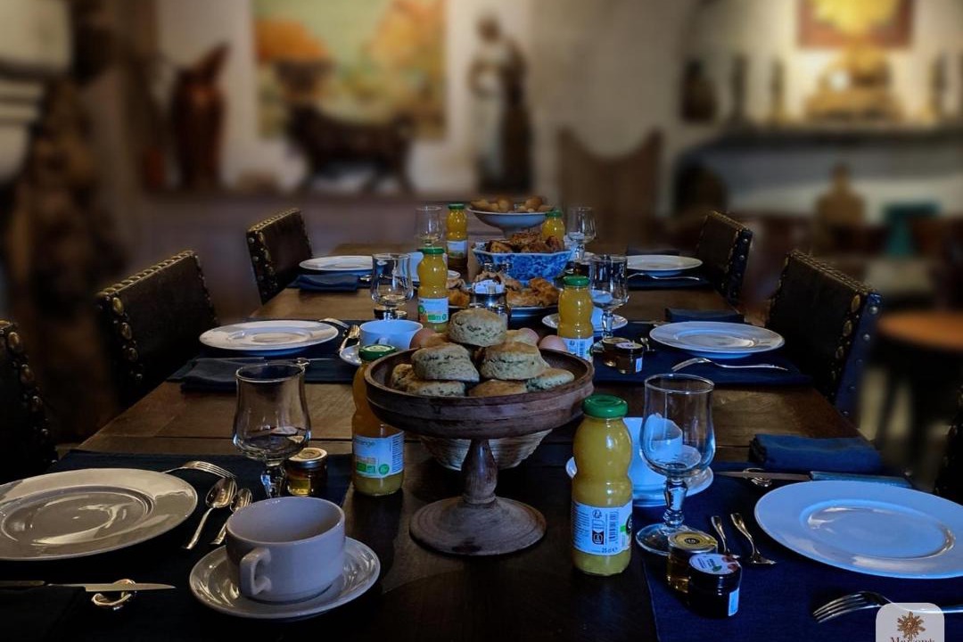 Photo of Others in Flavigny-sur-Ozerain