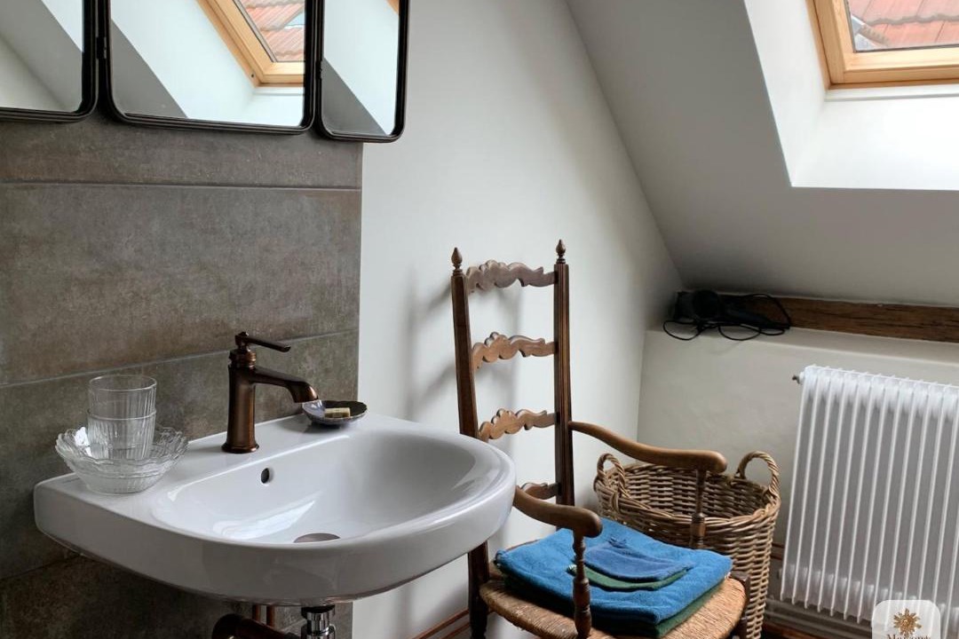 Photo of Bathroom in Flavigny-sur-Ozerain