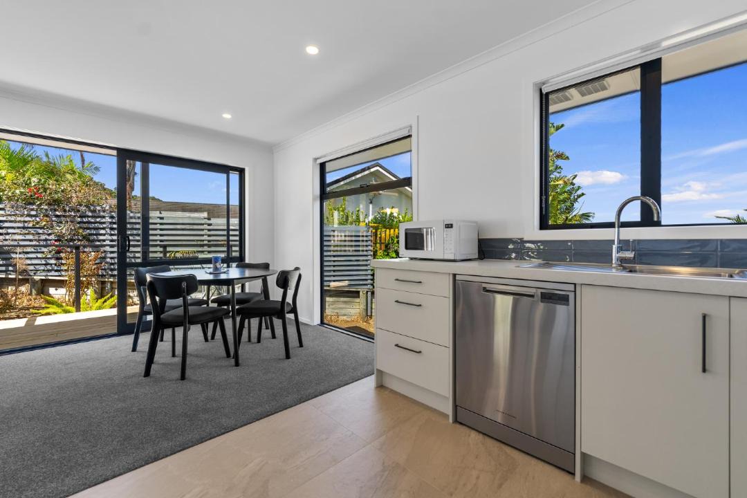 Photo of Others in Whakatete Bay