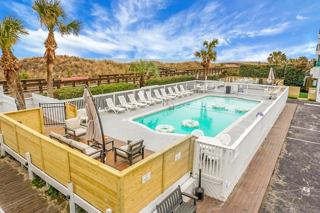 Photo of Patio Balcony in Carolina Beach