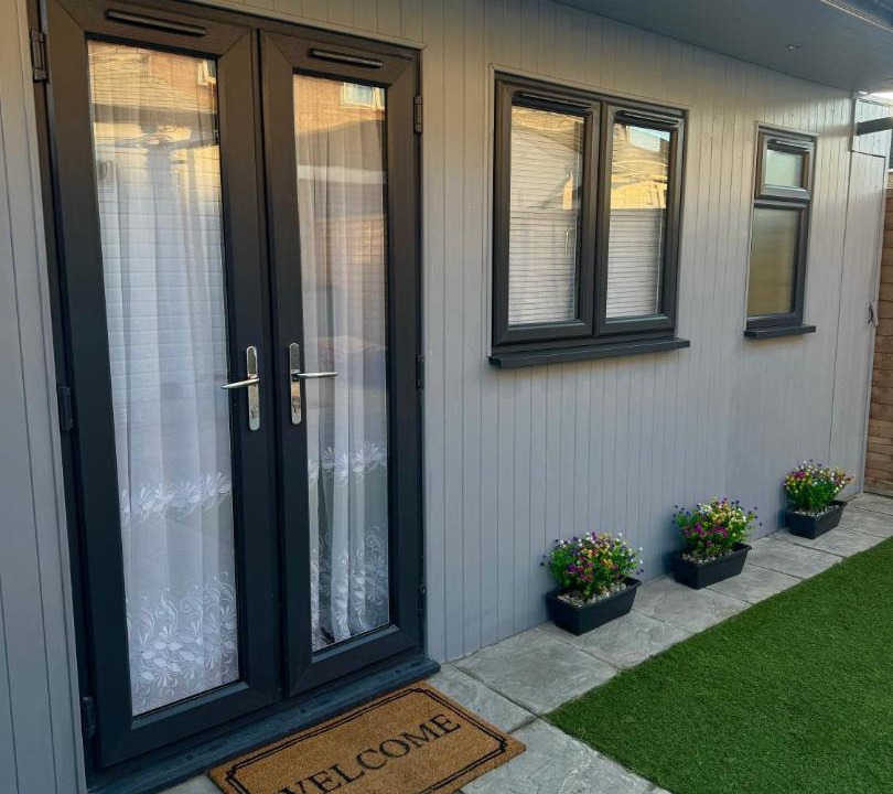 Photo of Others in Cricklewood