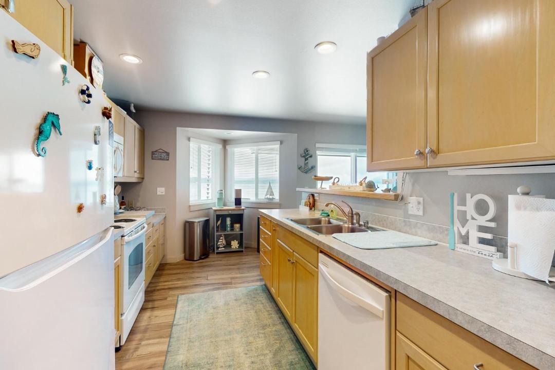 Photo of Kitchen in Seabeck