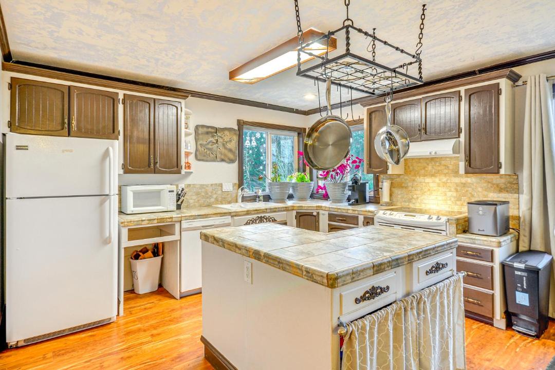 Photo of Kitchen in Sandy