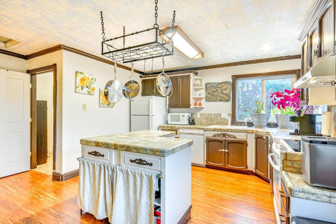 Photo of Kitchen in Sandy