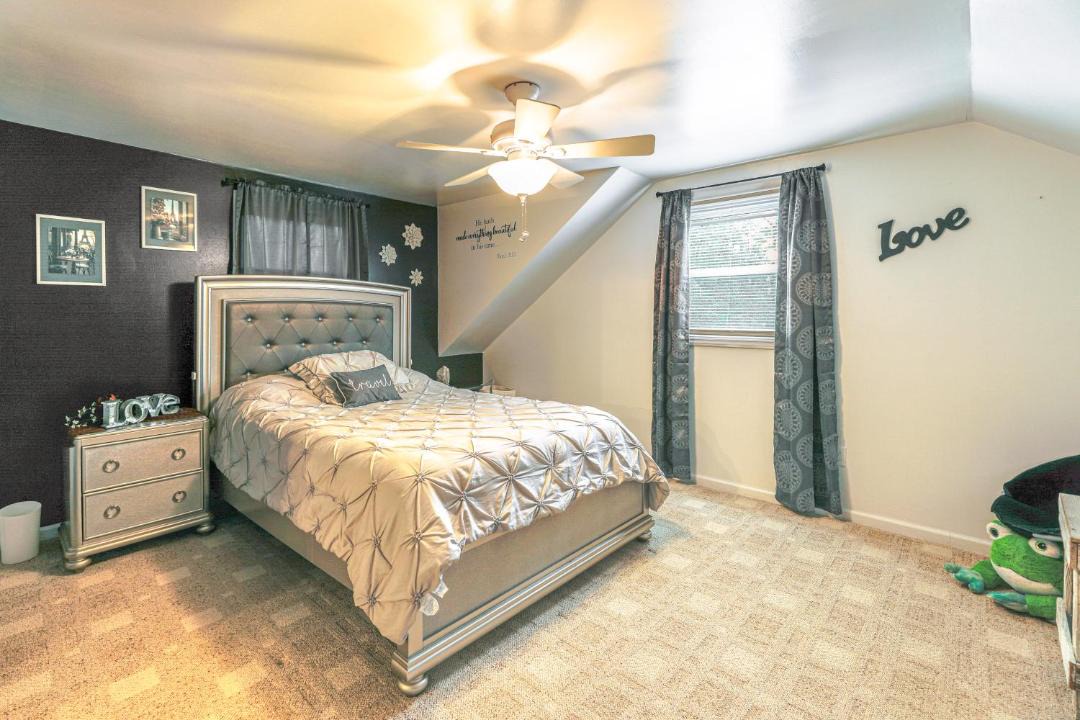 Photo of Bedroom in Allen