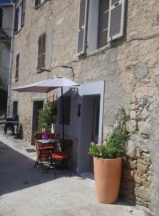 Photo of Others in Guiselle