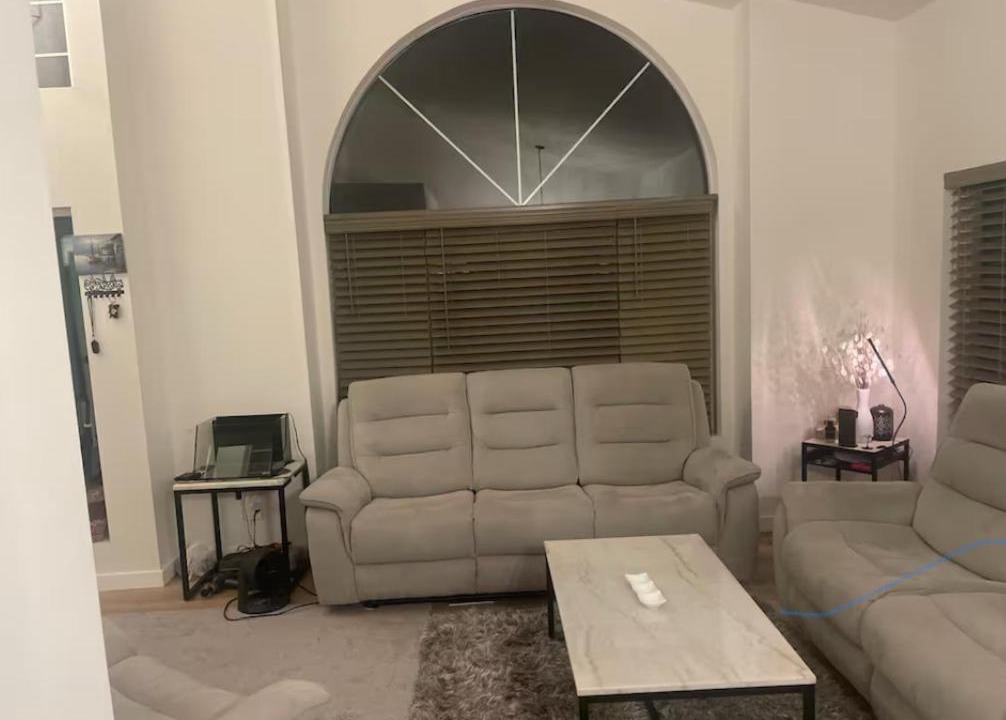 Photo of Livingroom in Elk Plain