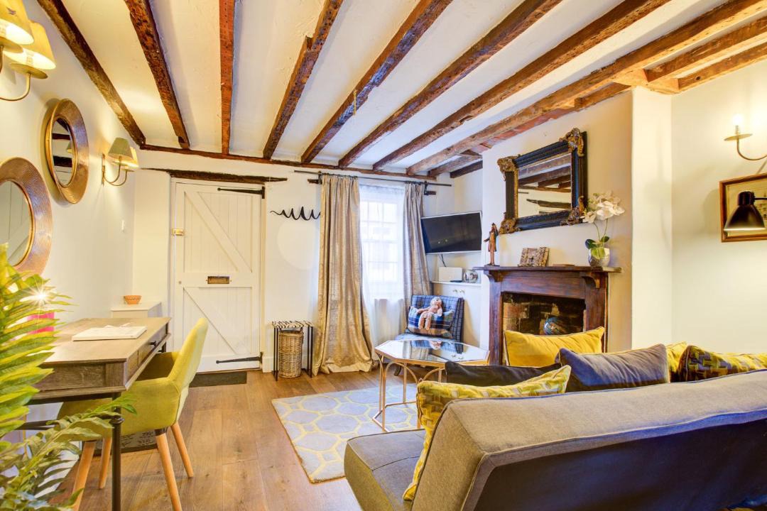 Photo of Others in Farnham