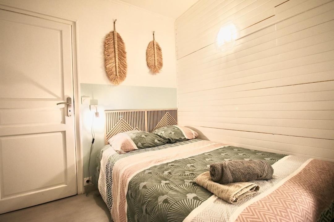 Photo of Bedroom in Amfreville-la-Mi-Voie