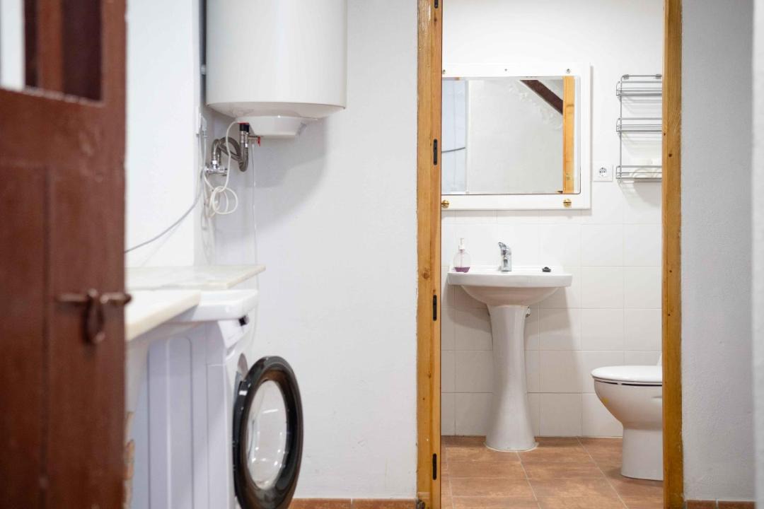 Photo of Bathroom in Alpuente