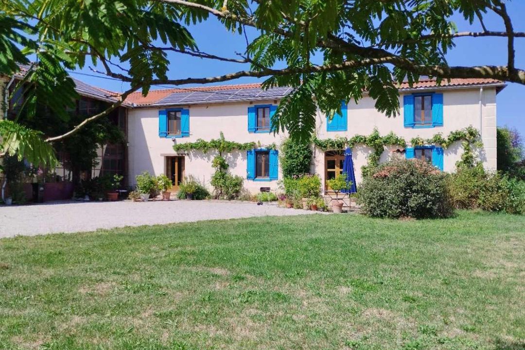 Photo of Others in Libaros