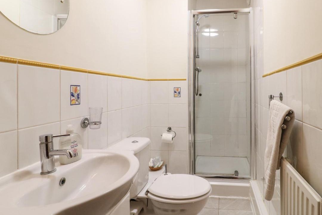 Photo of Bathroom in Castle Donington