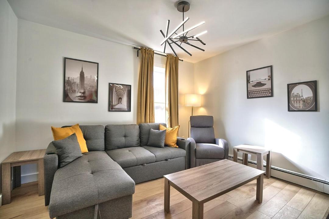 Photo of Livingroom in Sherbrooke