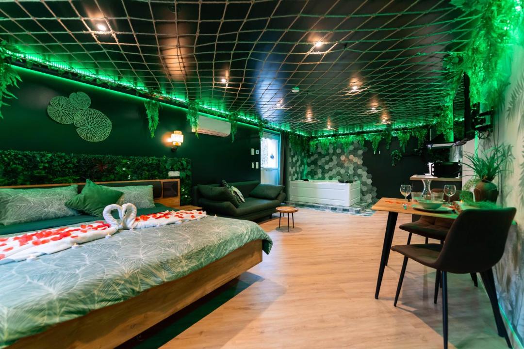 Photo of Others in Roppenheim