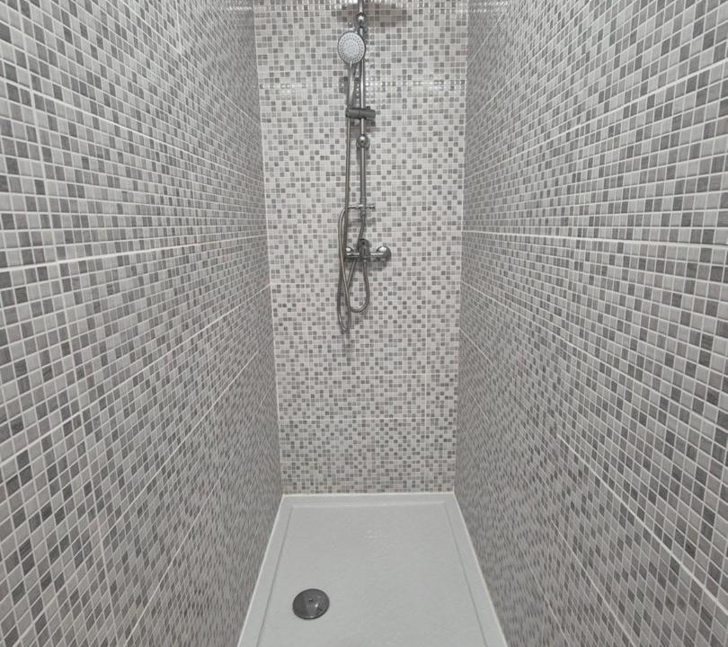 Photo of Bathroom in Chauny