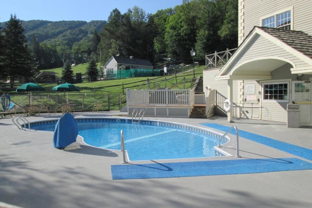 Photo of Outdoor in Hancock