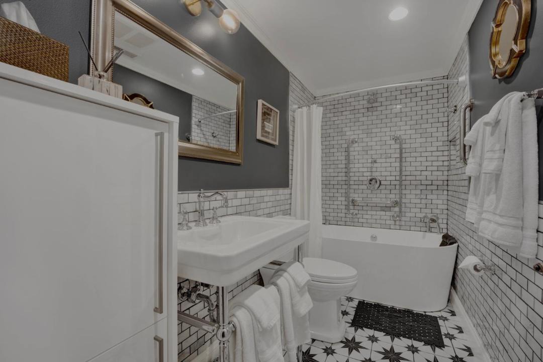 Photo of Others in Lincoln Park