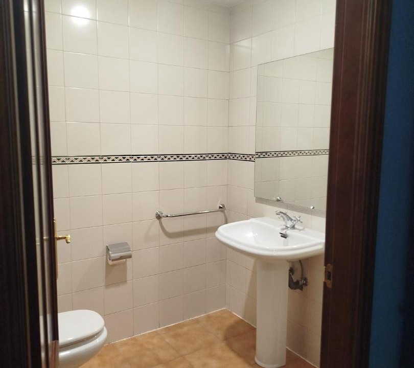 Photo of Bathroom in Torres de Albarracin