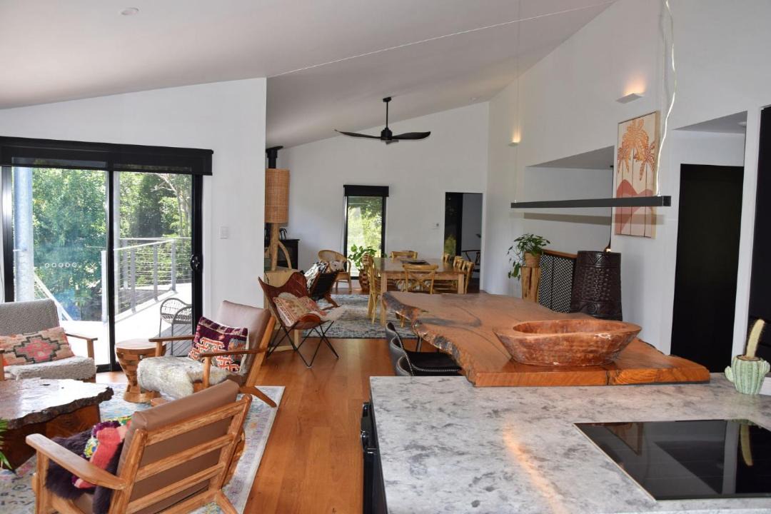 Photo of Others in Hat Head